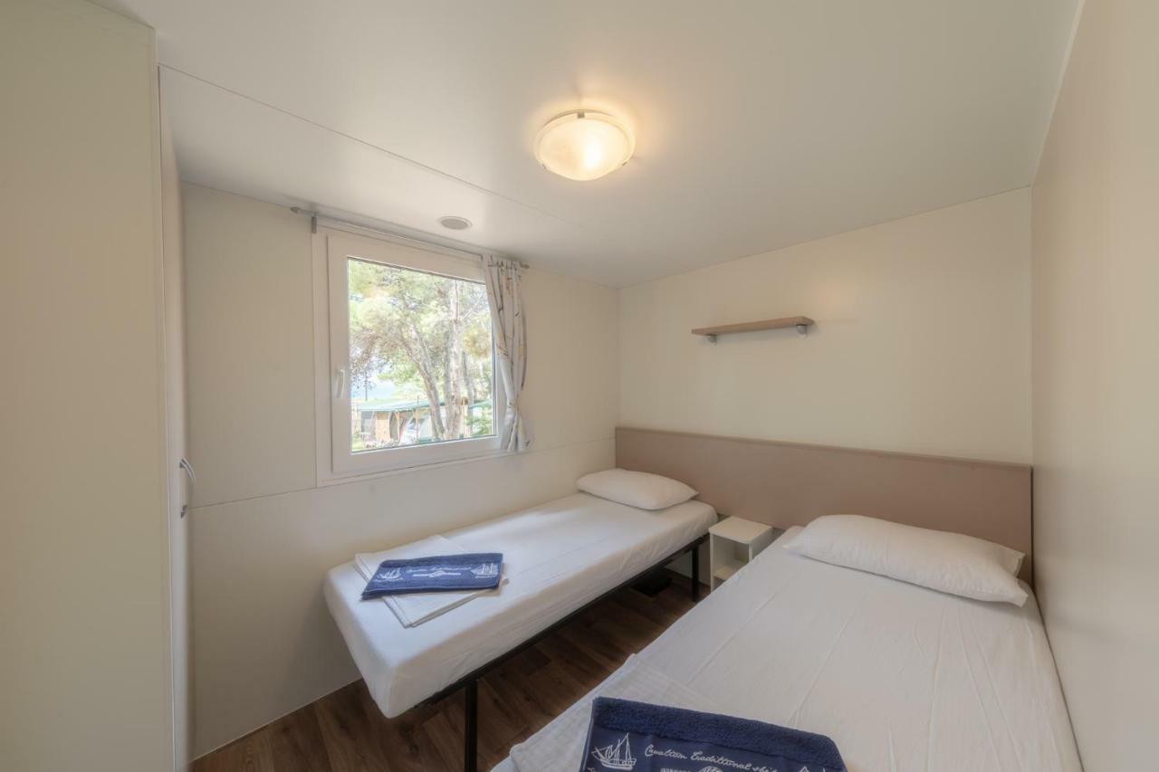 Camp Porat Hotel Повляна Екстериор снимка